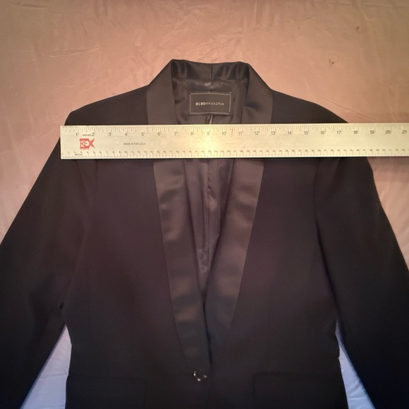 BCBG Max Azria Black One Button Blazer with Satin Lapel Size Large MSRP $278 - Picture 6 of 8